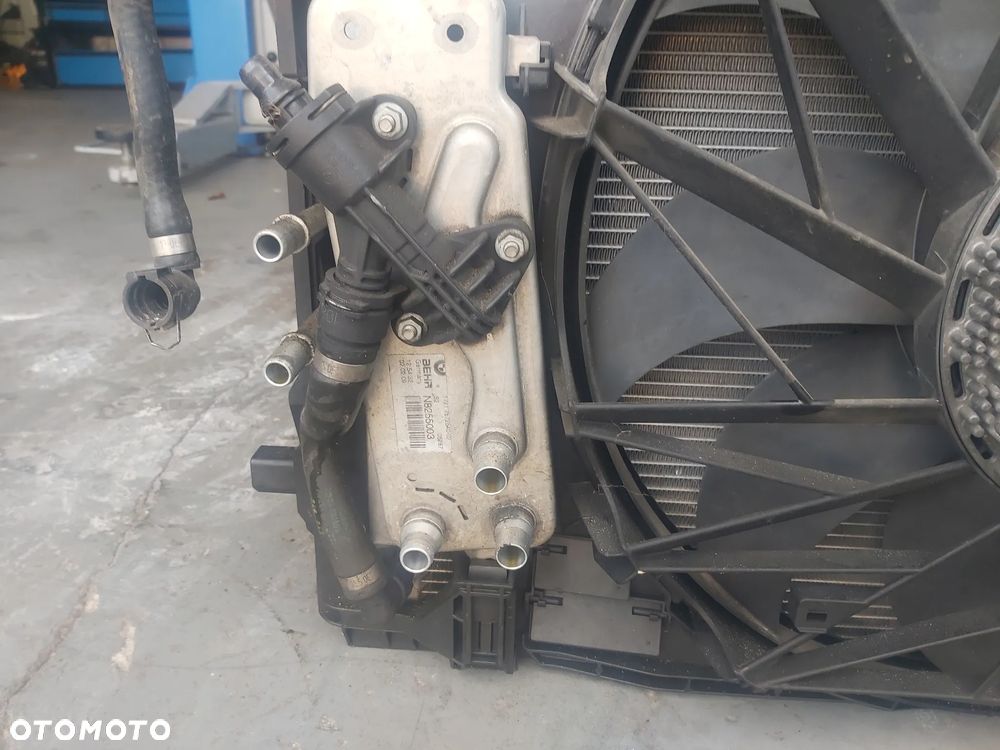 Zestaw Komplet Chłodnic Chłodnica BMW F01 F10 4.4B - 6