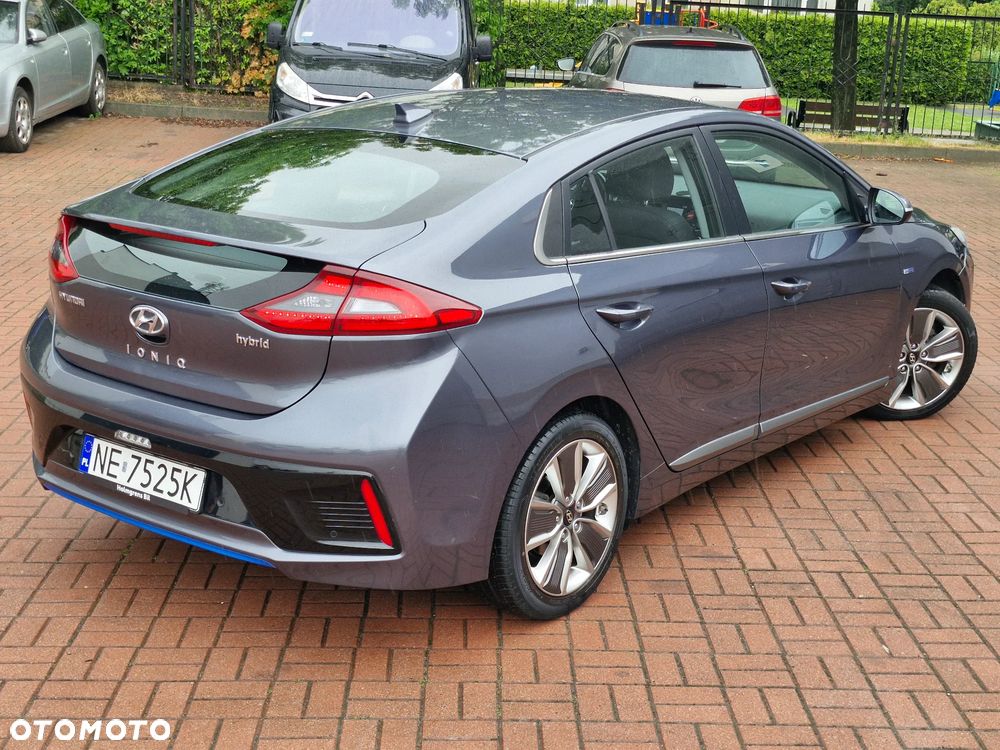 Hyundai IONIQ Hybrid Business - 6
