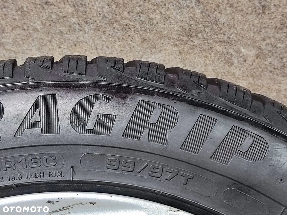 Koło Skoda Octavia z Opona Zimowa 195/60 R16 - 7