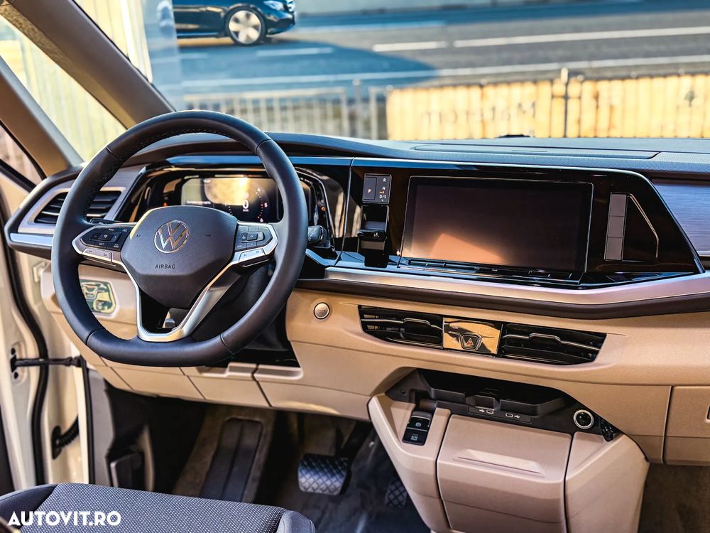 Volkswagen Multivan - 16