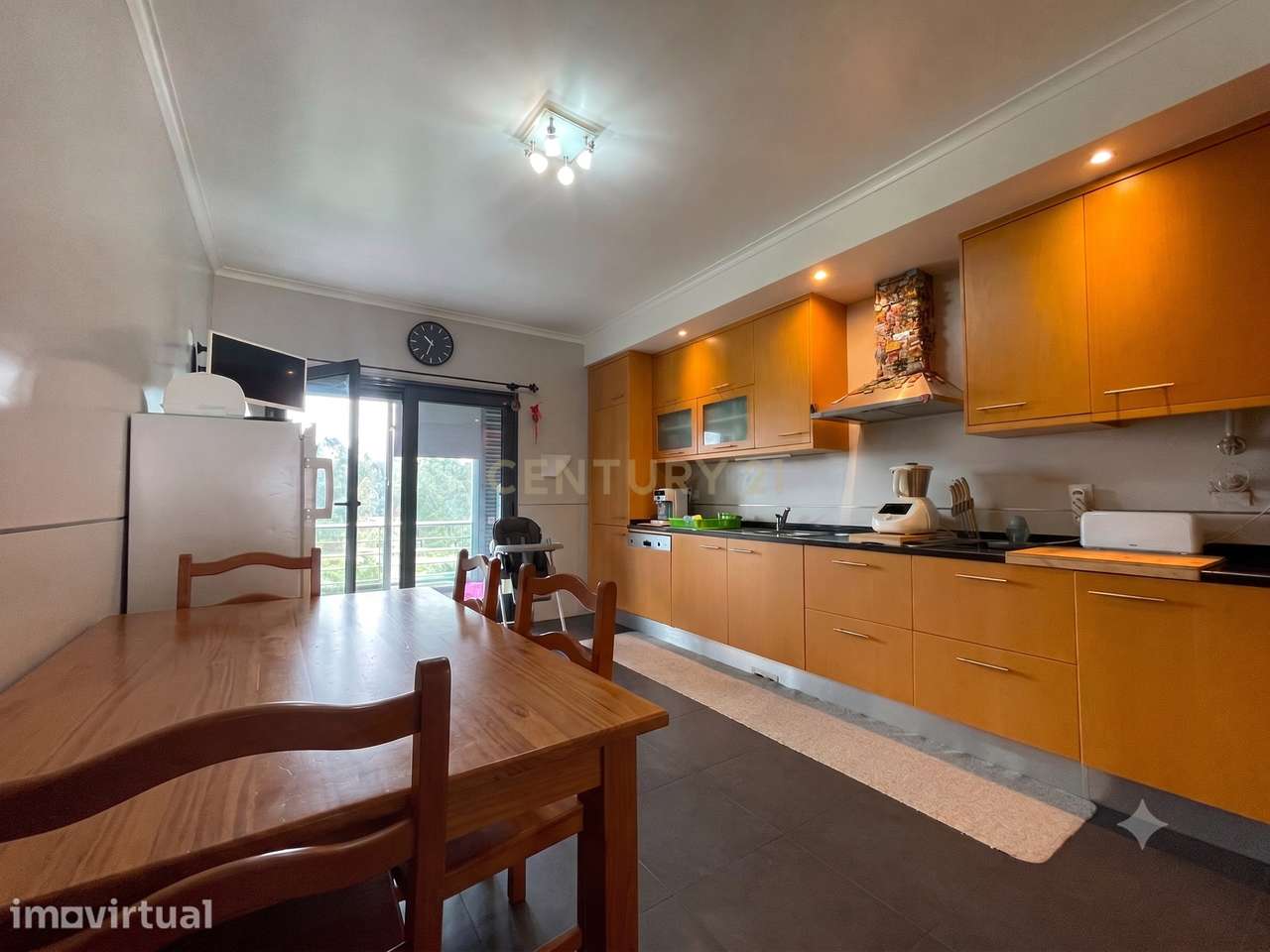 Apartamento T3 na Urbanização Quinta São Luiz | Garagem | Vistas desaf - Grande imagem: 2/11