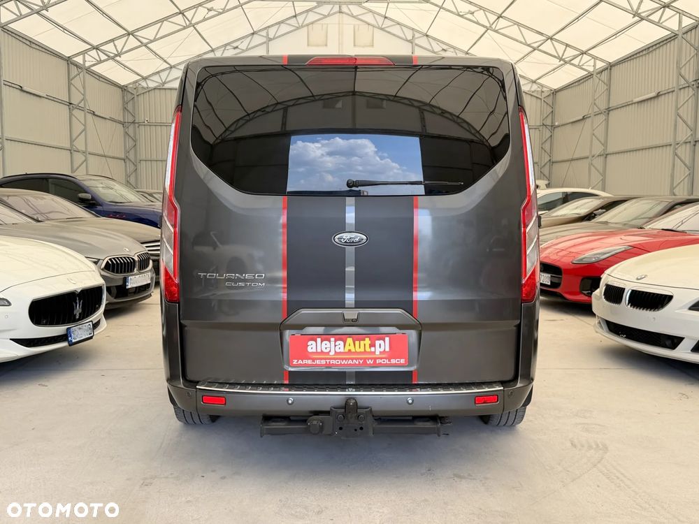 Ford Tourneo Custom 2.0 TDCi L1 Titanium SelectShift - 12