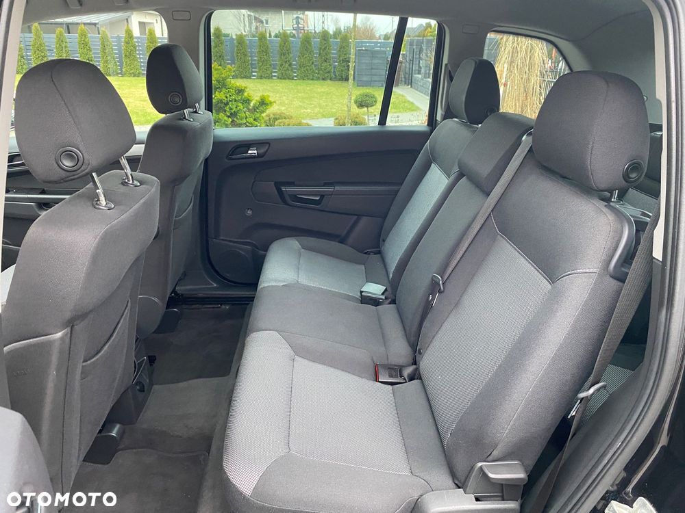 Opel Zafira 1.8 Design Edition - 32