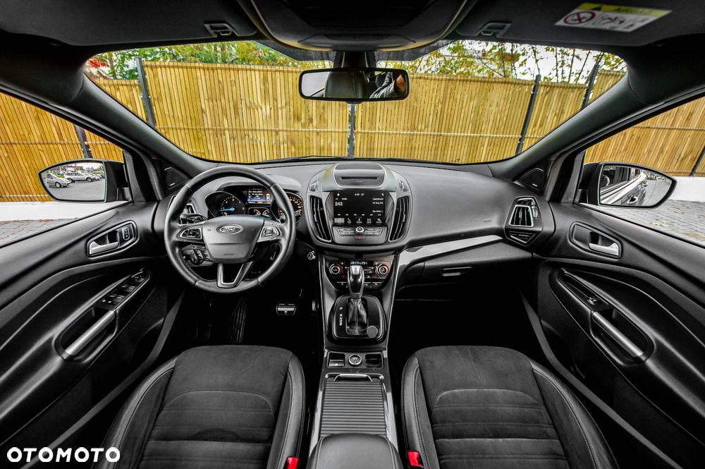 Ford Kuga - 22
