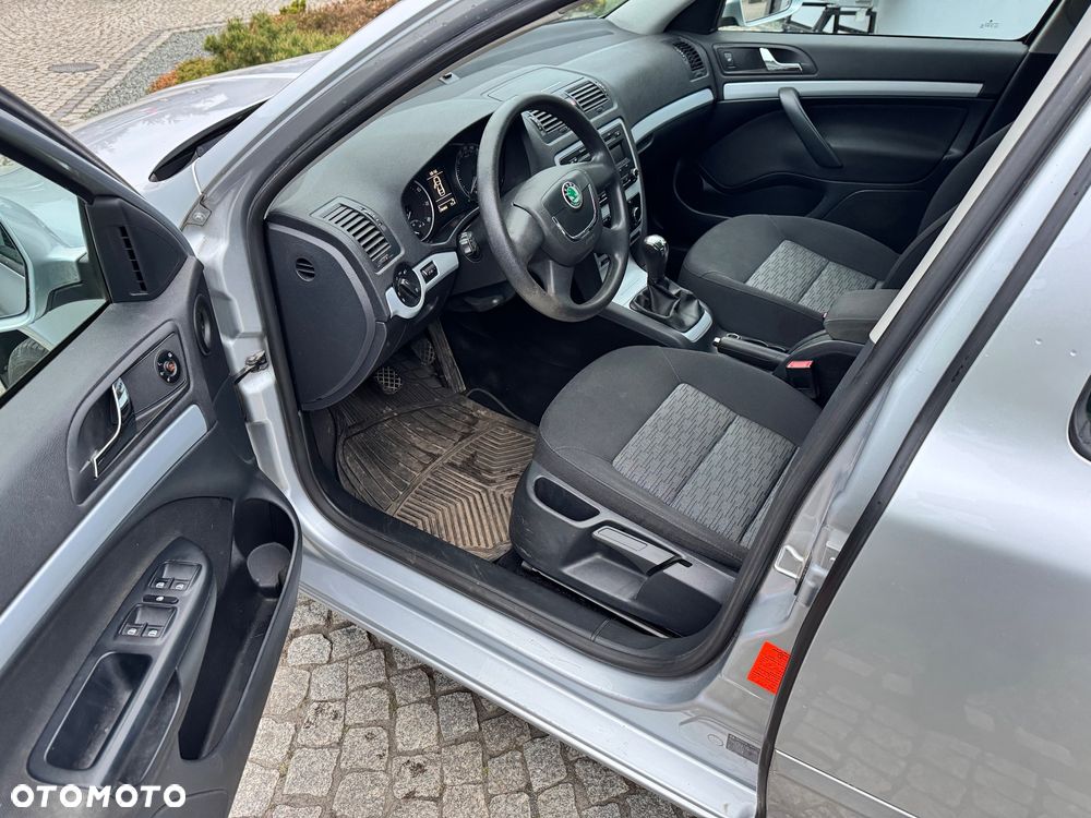 Skoda Octavia - 24