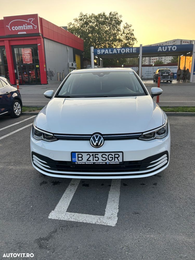 Volkswagen Golf 1.5 eTSI MHEV 150CP DSG Life - 2