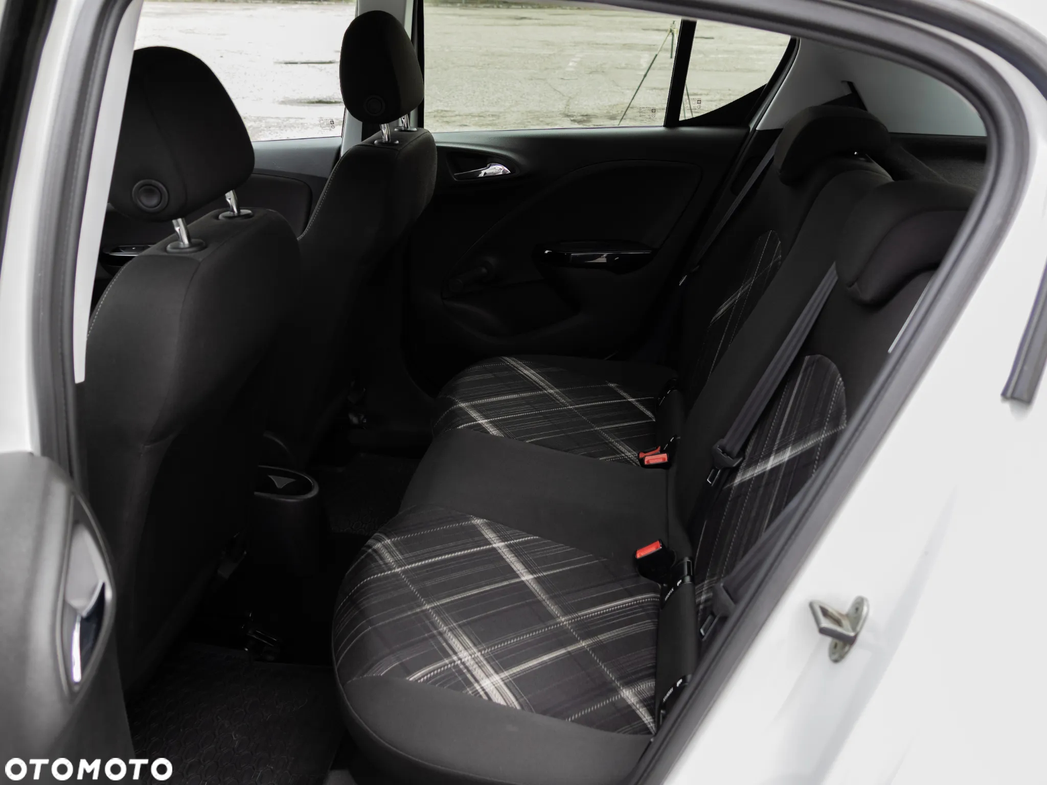 Opel Corsa 1.4 Color Edition - 13