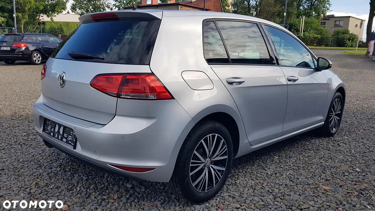 Volkswagen Golf 1.4 TSI BlueMotion Technology Allstar - 4