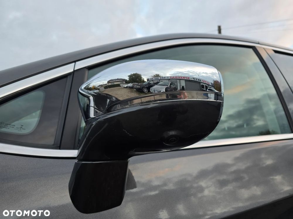 Chrysler Pacifica - 18