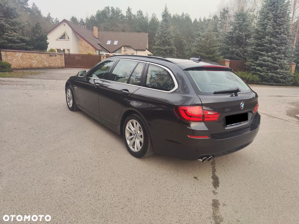BMW Seria 5 520d Luxury Line - 4