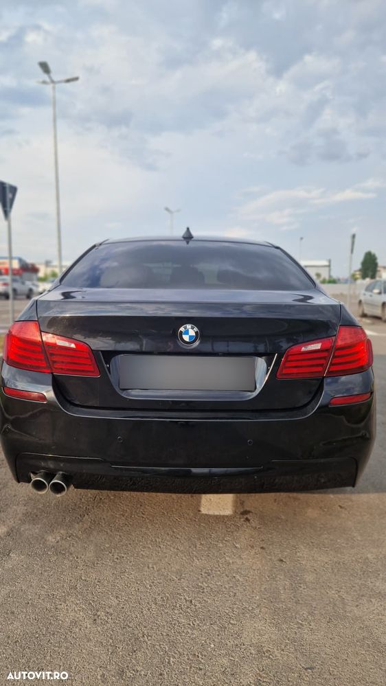 BMW Seria 5 525d xDrive - 7
