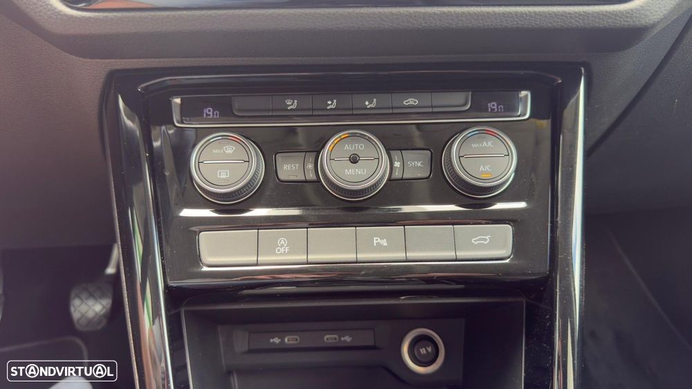 VW Touran 2.0 TDI Highline - 14