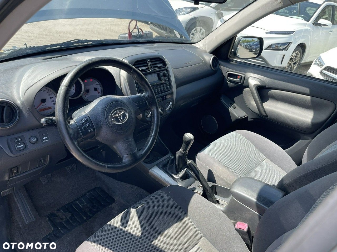 Toyota RAV4 4x4 - 6