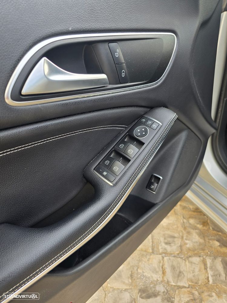 Mercedes-Benz CLA 180 d - 13