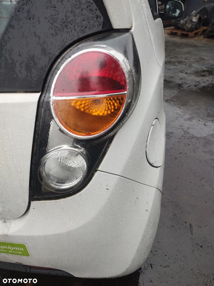 CHEVROLET SPARK M300 LAMPA TYŁ LEWA PRAWA - 2