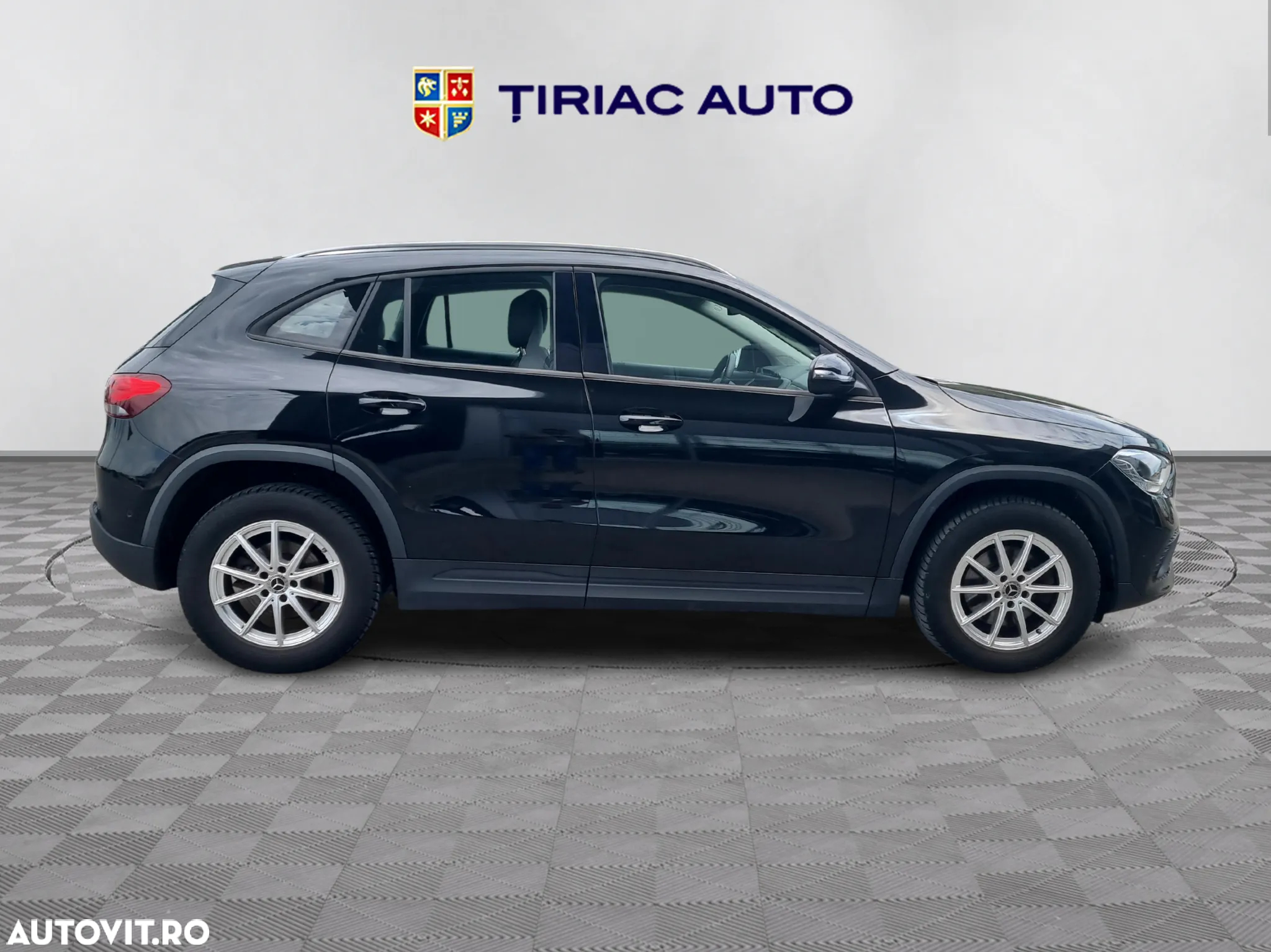 Mercedes-Benz GLA 180 d Aut. - 7