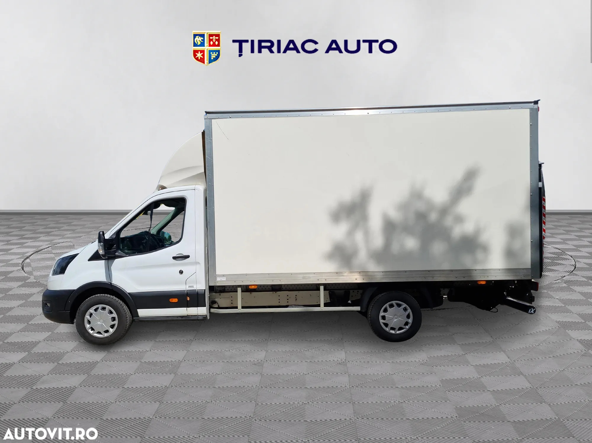 Ford Transit 2.0 Ecoblue L4 + Box - 2