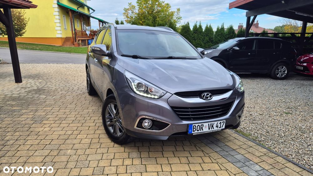 Hyundai ix35 1.7 CRDi 2WD blue Finale Gold - 2