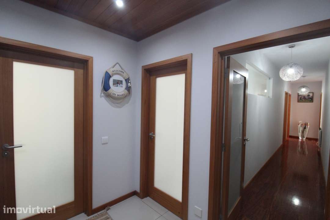 Apartamento T3 em São João de Ver com garagem fechada 3 viaturas - Grande imagem: 4/36