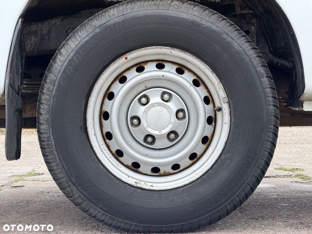 Isuzu D-Max 2.5 DC L - 14