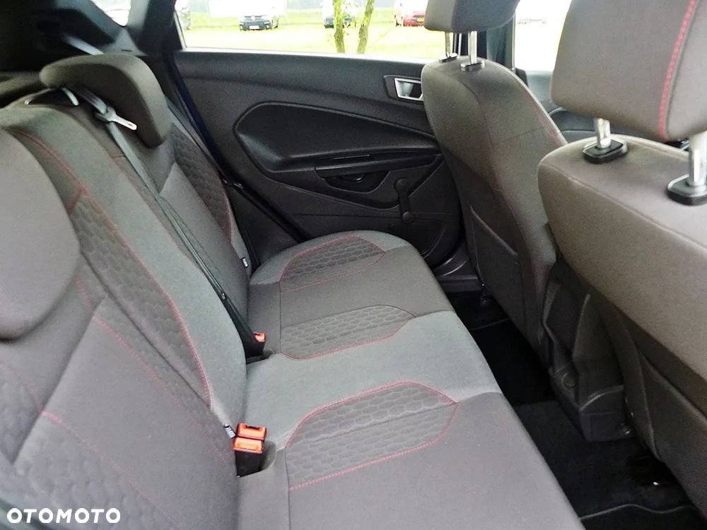 Ford Fiesta 1.0 EcoBoost STart-Stop ST-LINE - 24