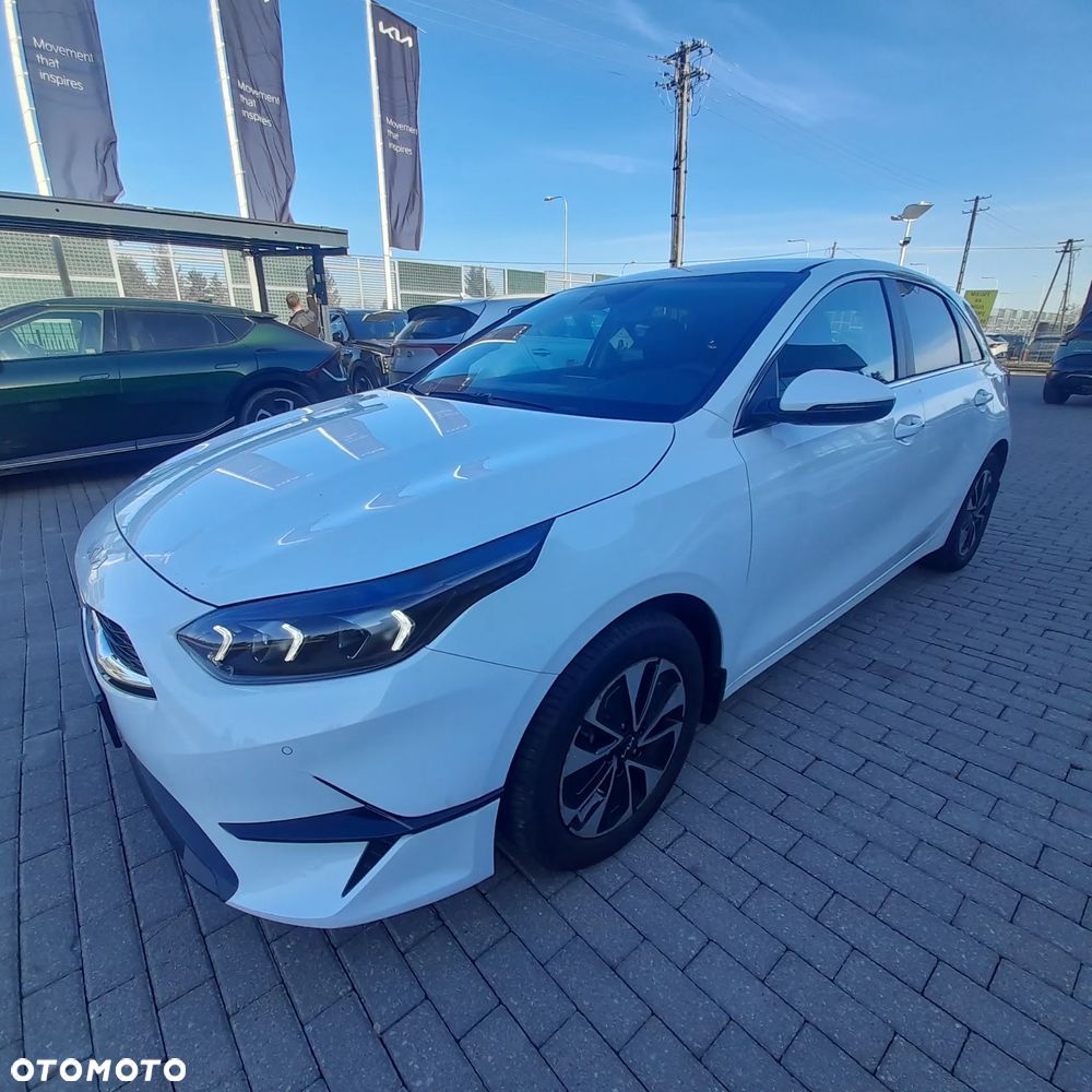 Kia Ceed 1.5 T-GDI Tribute - 2