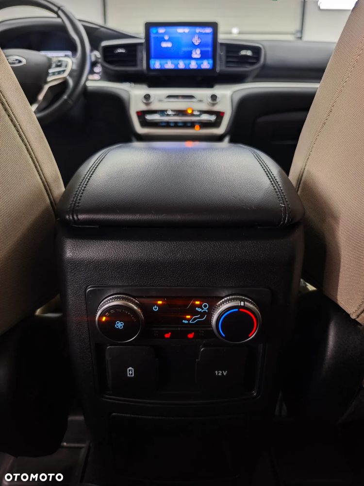 Ford Explorer EcoBoost Plug-in Hybrid PLATINUM - 28