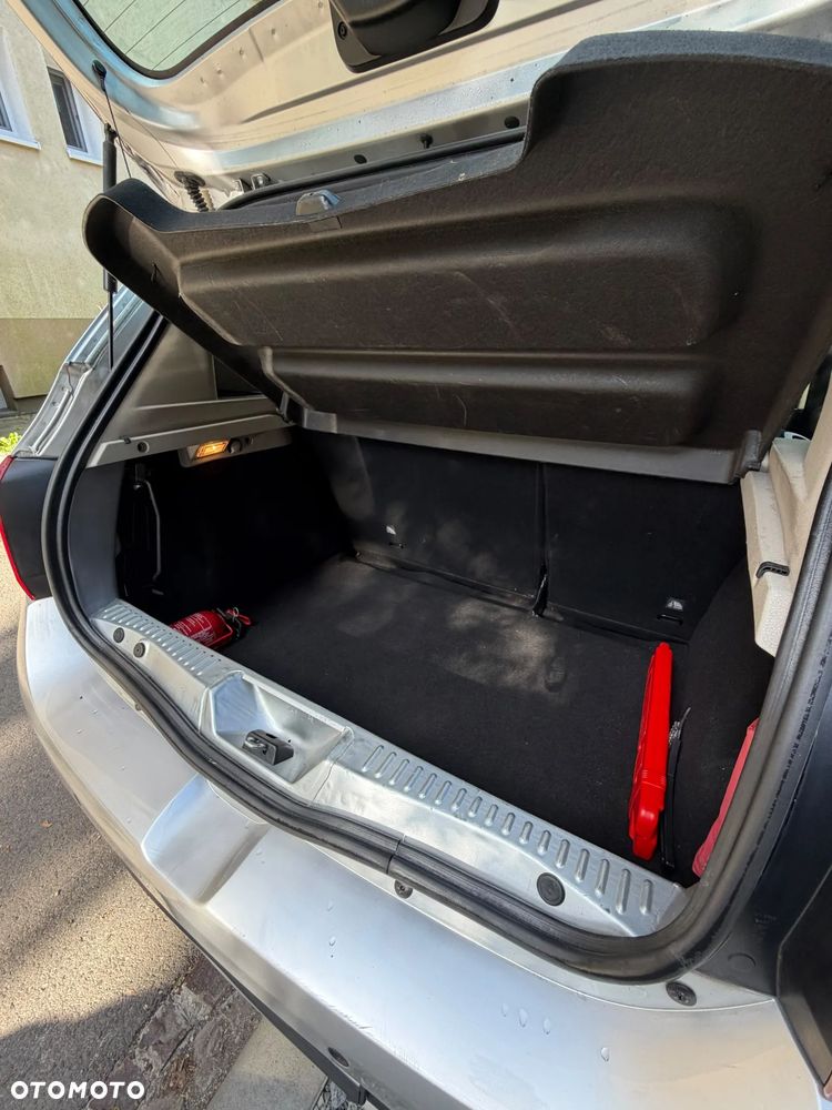 Dacia Sandero - 11