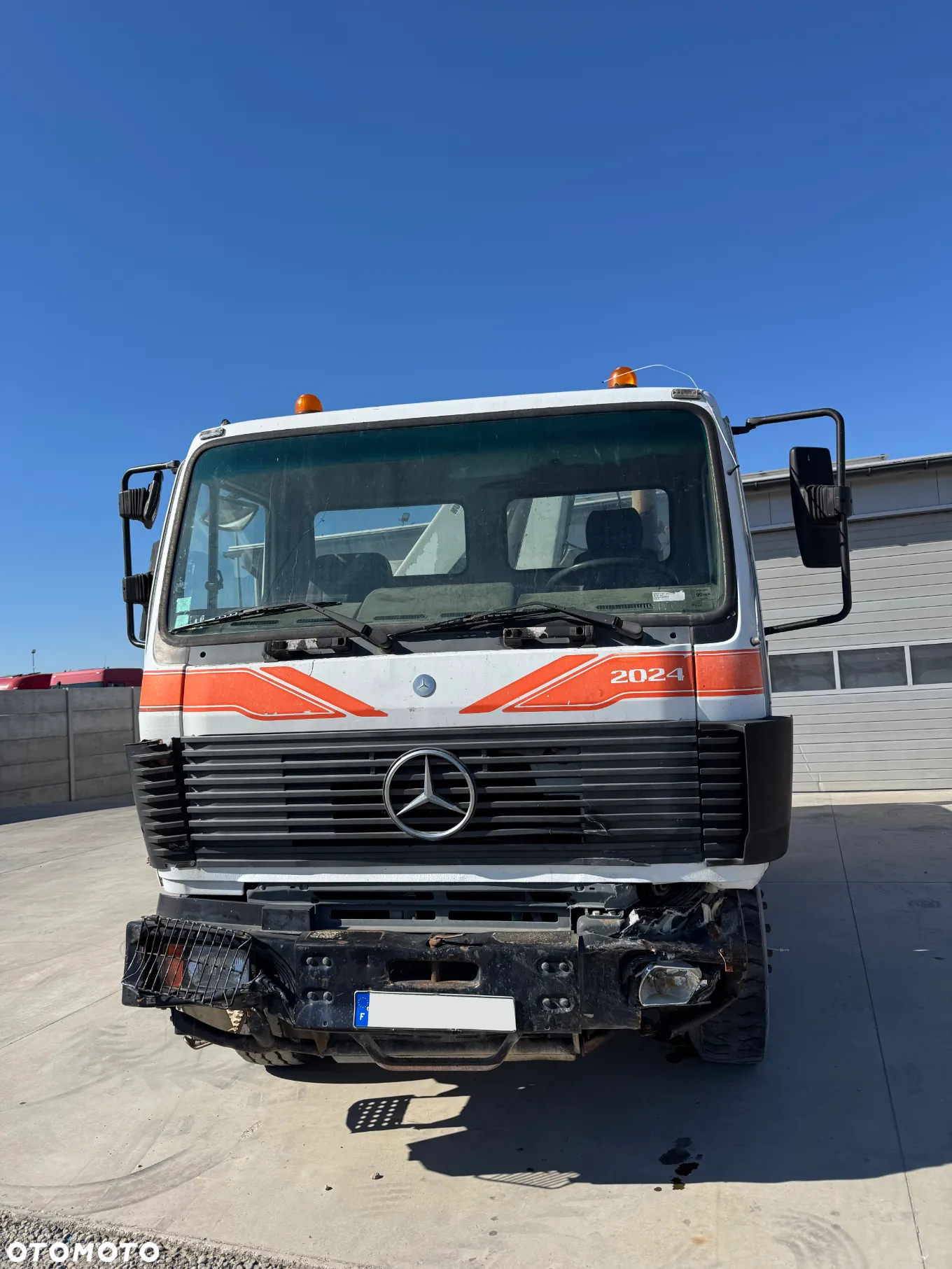 Mercedes-Benz SK 2024 - 2