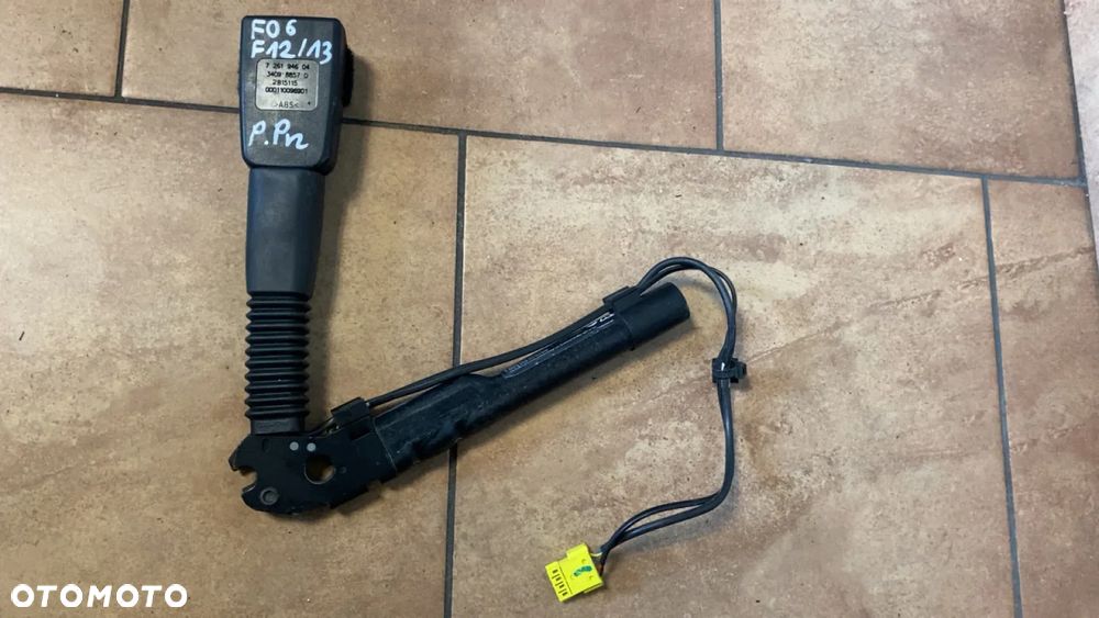 BMW F06 F12 F13 NAPINACZ PASA BEZPIECZEŃSTWA PRAWY PRZEDNI 7261946 - 1