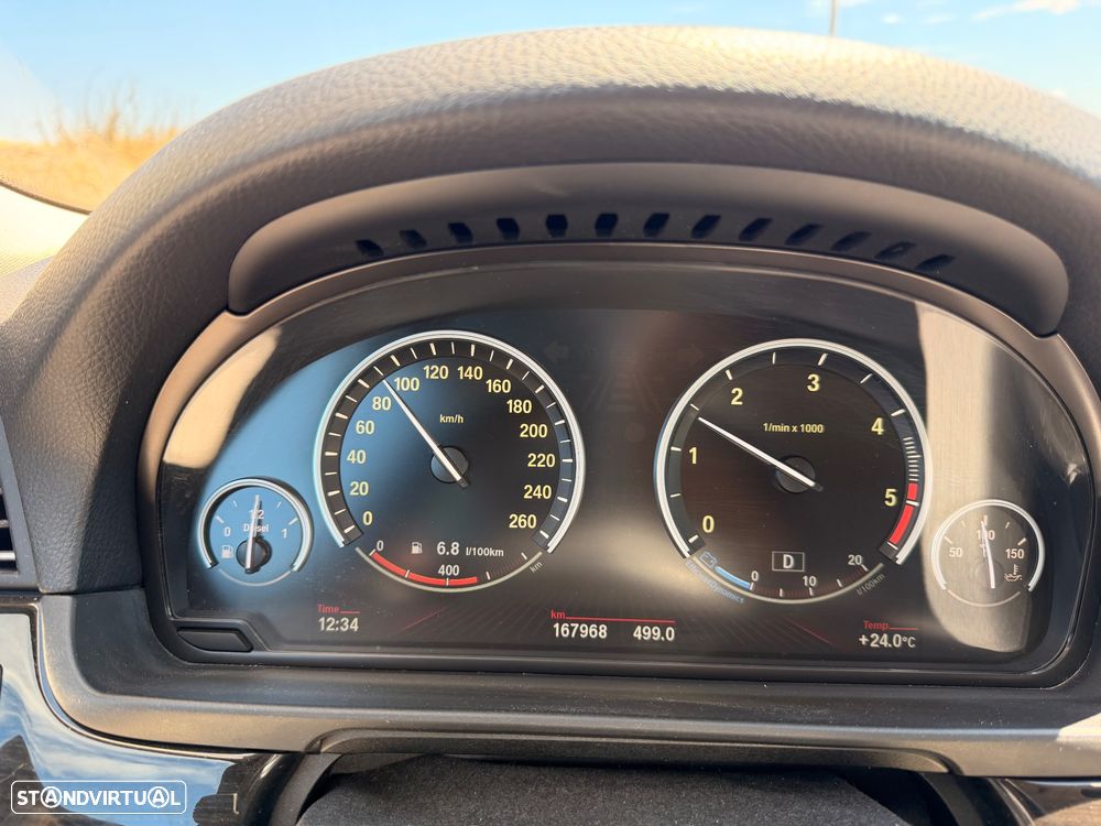 BMW 520 d Auto - 23