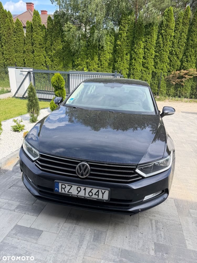 Volkswagen Passat 2.0 TDI BMT Trendline - 1