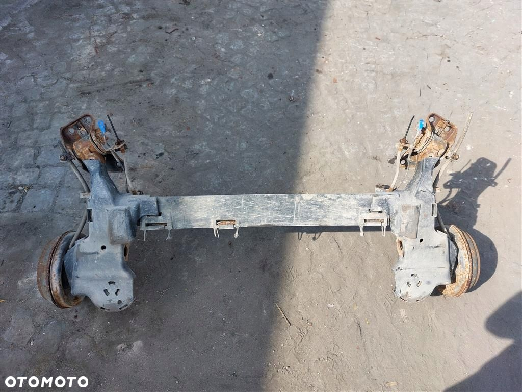 Belka tylna Peugeot 207 2006-2012 1.4 BENZYNA ORYGINAŁ - 2