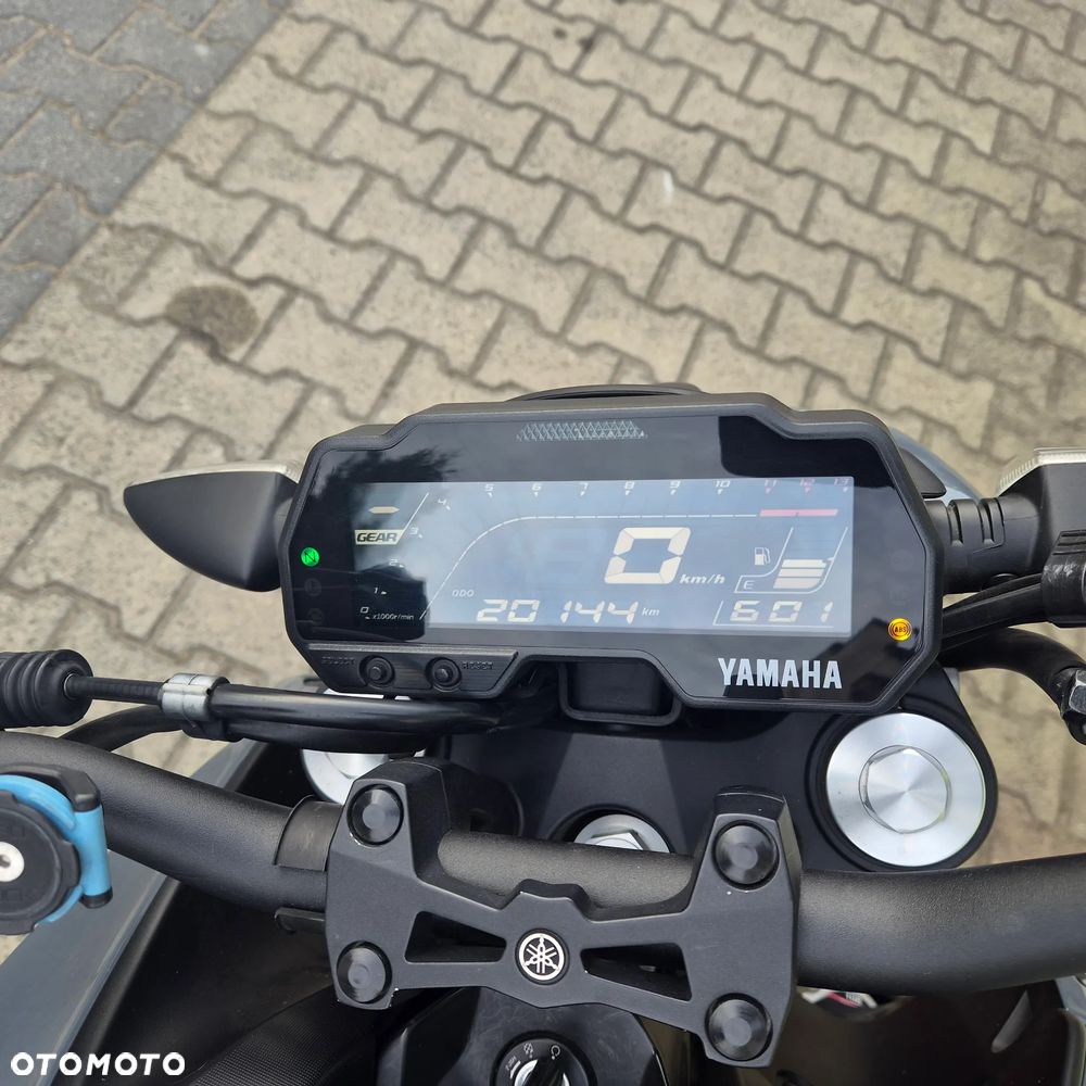 Yamaha MT - 5