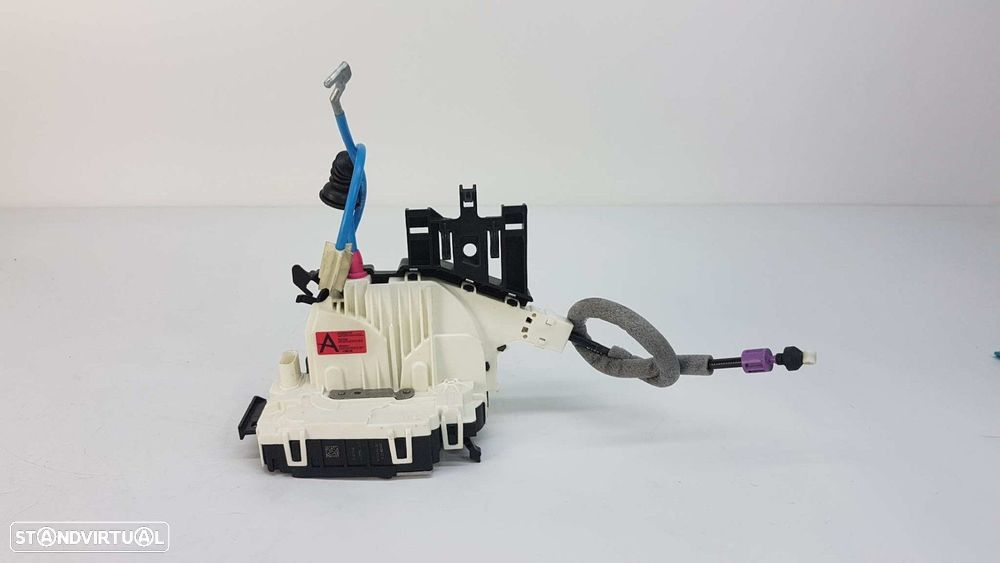 FECHADURA PORTA TRASEIRA DIREITA MERCEDES CLASE GLA (W156) GLA 200 CDI (156.908) - 1