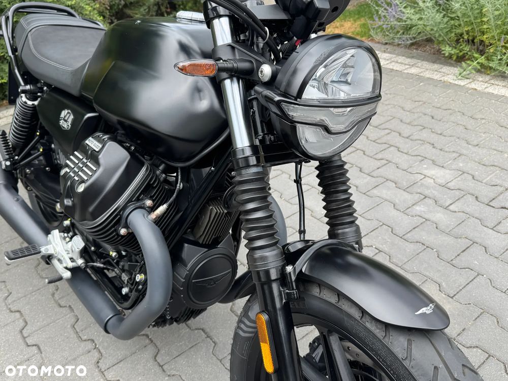 Moto Guzzi V7 - 8