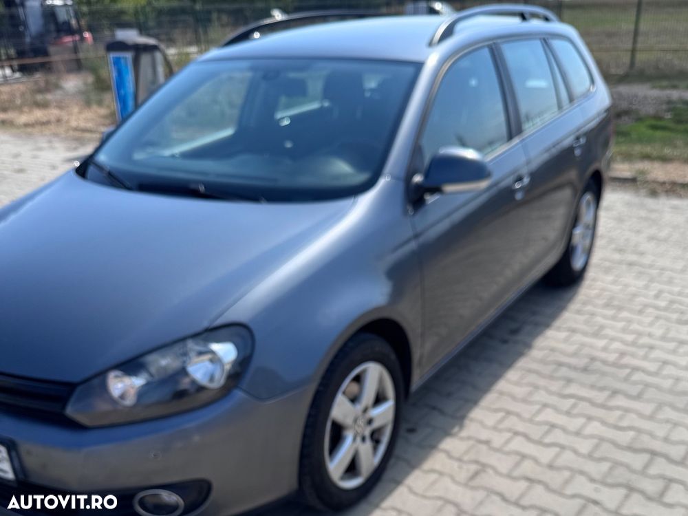 Volkswagen Golf - 10