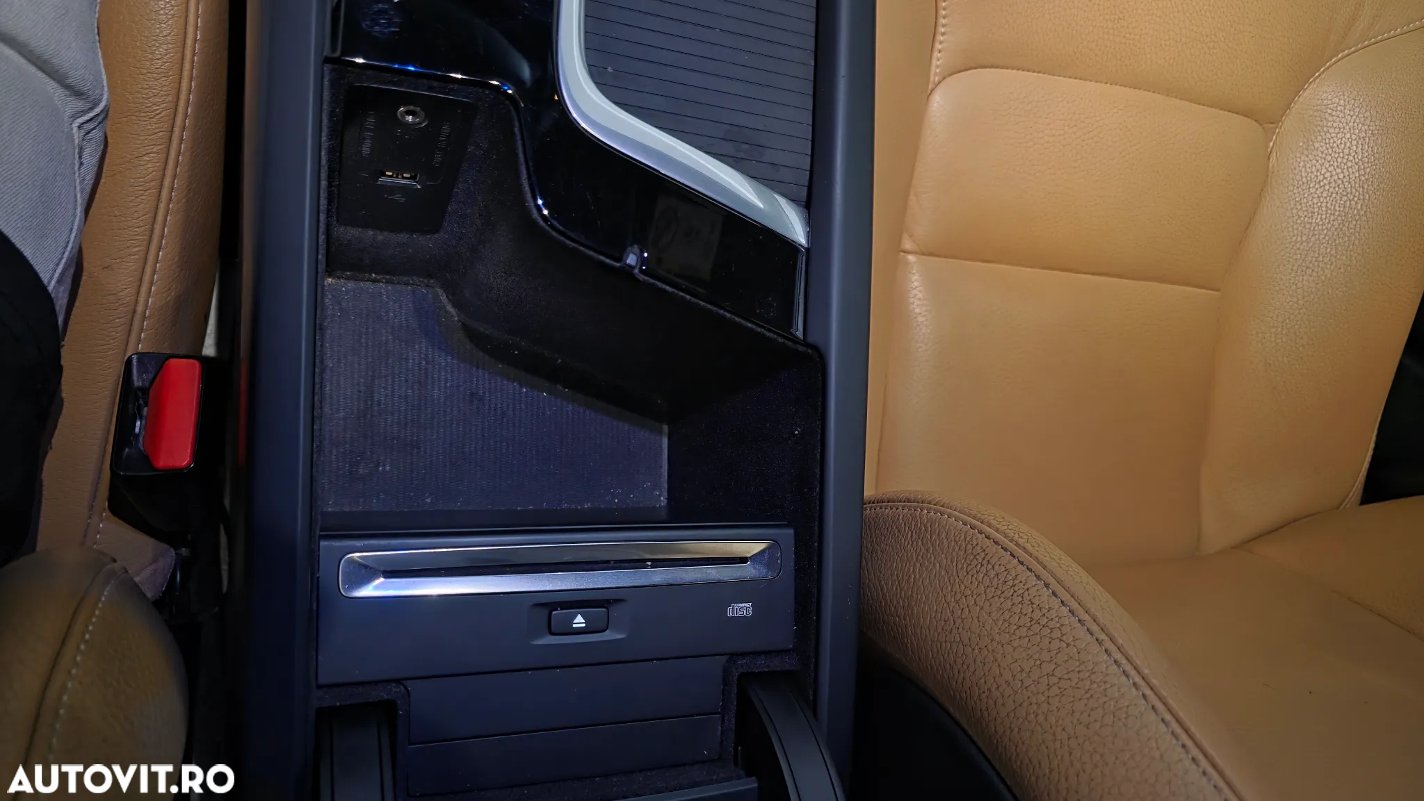 Volvo V90 D4 Geartronic Momentum Pro - 26