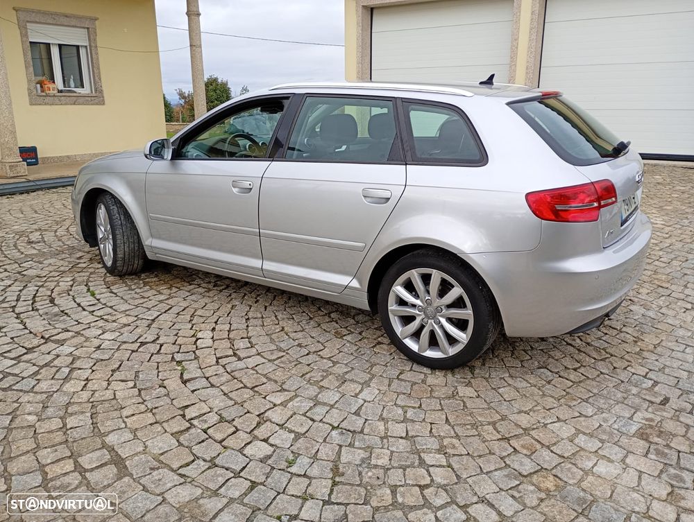 Audi A3 Sportback 1.6 TDI Attraction - 9