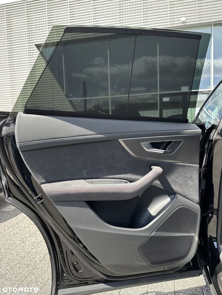 Audi RS Q8 - 19