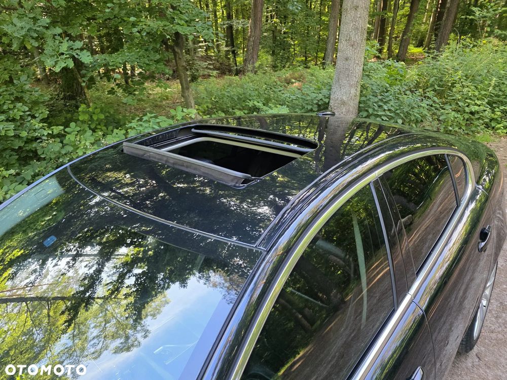 Jaguar XF 3.0 V6 D Luxury - 8