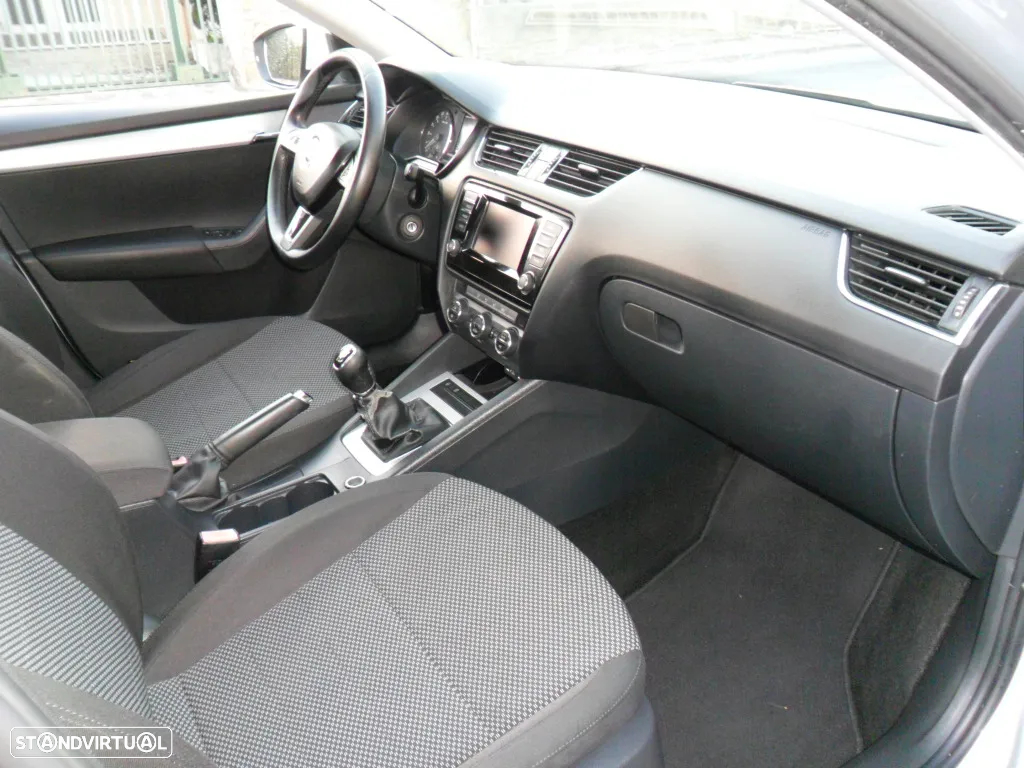 Skoda Octavia 1.6 TDI Elegance - 21
