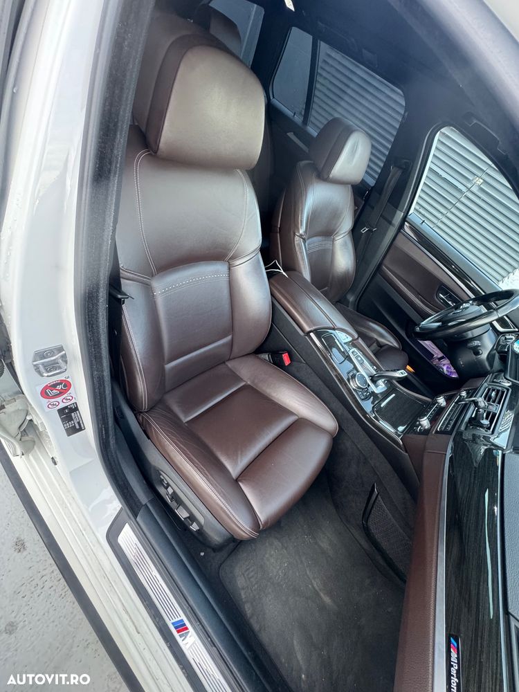 BMW Seria 5 520d AT - 13