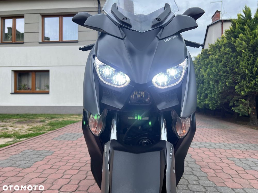 Yamaha X-max - 15
