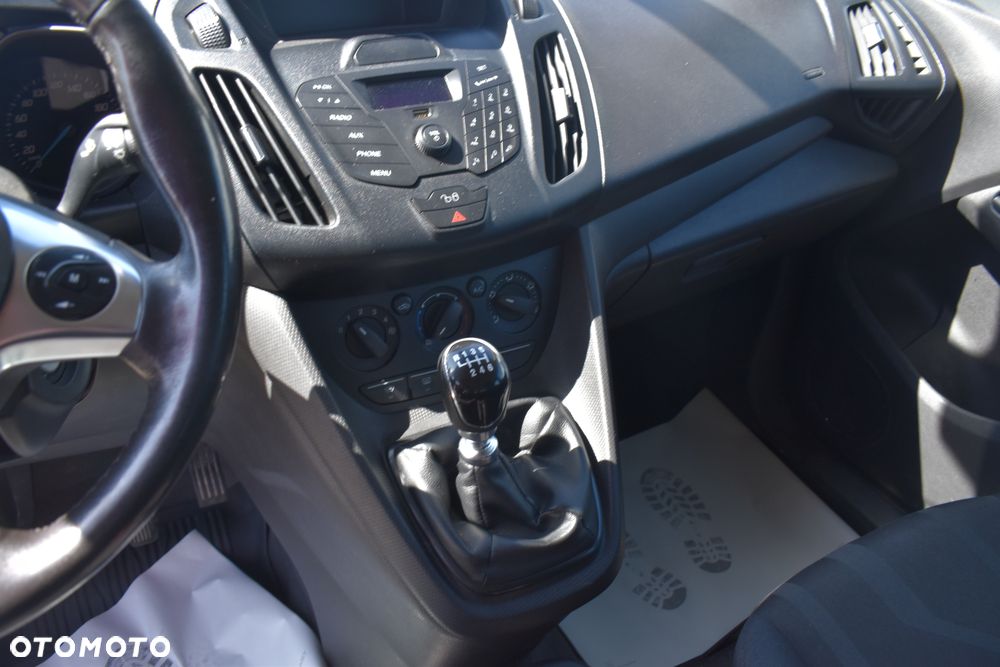 Ford Transit Connect - 16