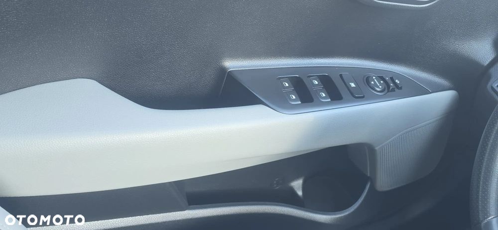 Kia Stonic 1.0 T-GDI L Business Line - 16
