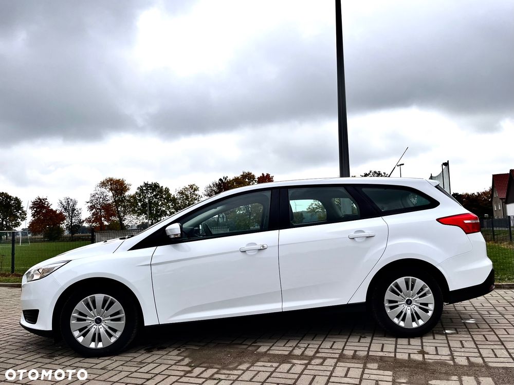 Ford Focus 1.0 EcoBoost Start-Stopp-System Trend - 4