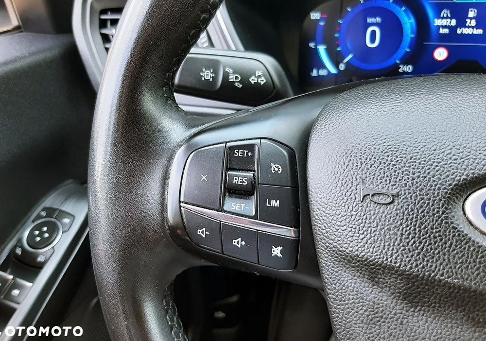 Ford Kuga 1.5 EcoBoost FWD Titanium - 34