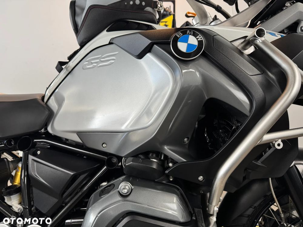 BMW R - 12