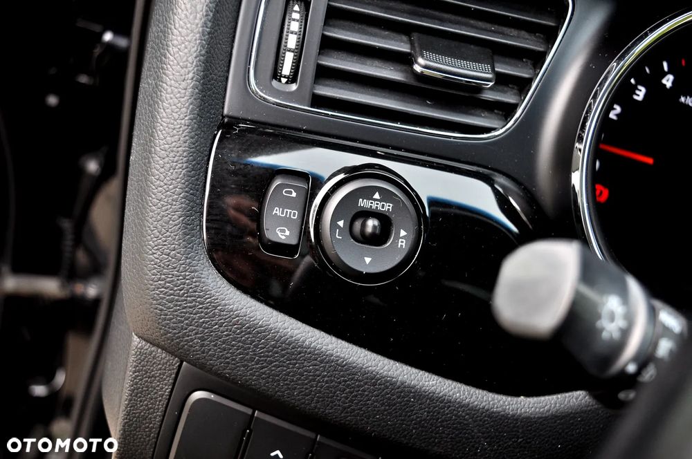 Kia Ceed 1.6 CRDi 128 Platinum Edition - 32